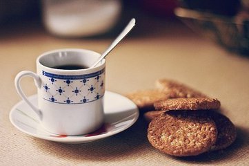 cb9d18a4b86640a8e7811646df44a34b.jpg ..