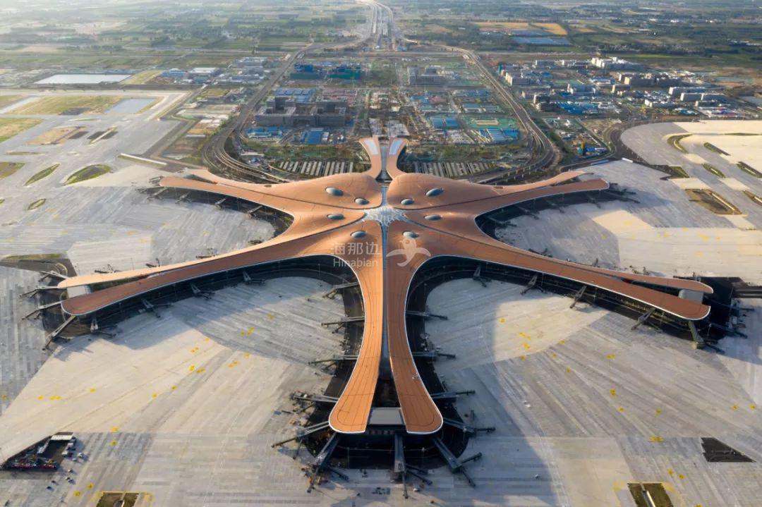 航拍北京大兴国际机场(央视新闻)