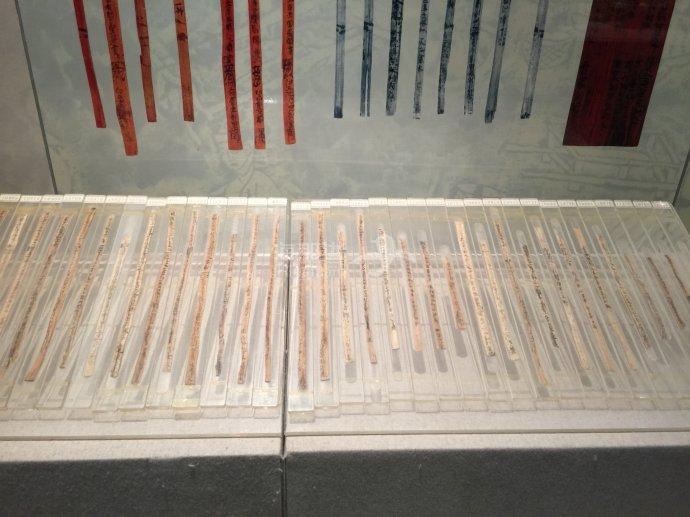 7d1249e7bd7da3e89c0cfdf52eae9187.jpg ..