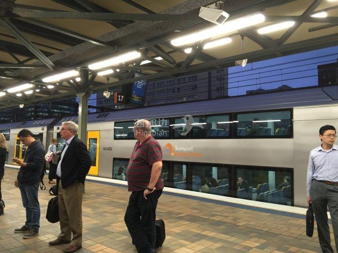 5f3a7aaed3b8349081ea464b5613b7f7.jpg ..