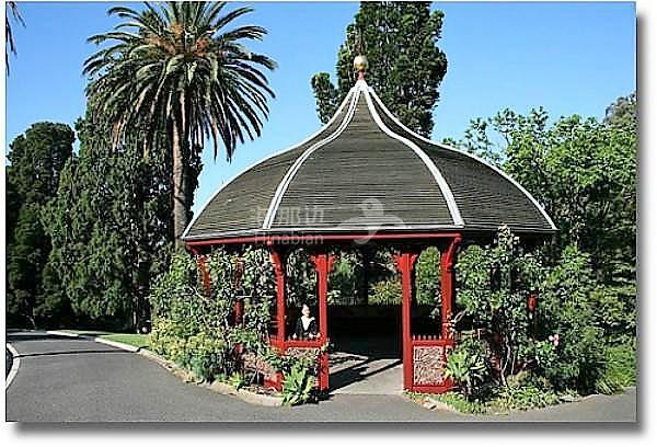 7d26b2ae5d6187795a42109a7c8ef369.jpg ..