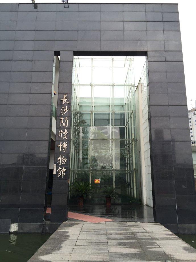 6582b1a06397bc94f27d053cb65b1912.jpg ..