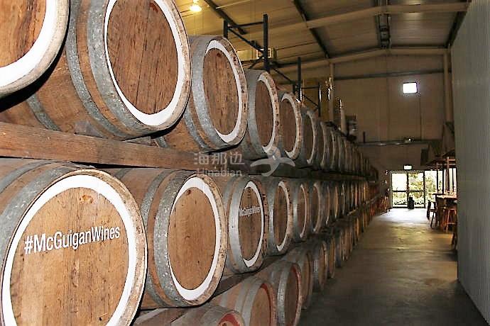 9a4b0303e2436d52fcdeb22e08a3f6b7.jpg ..