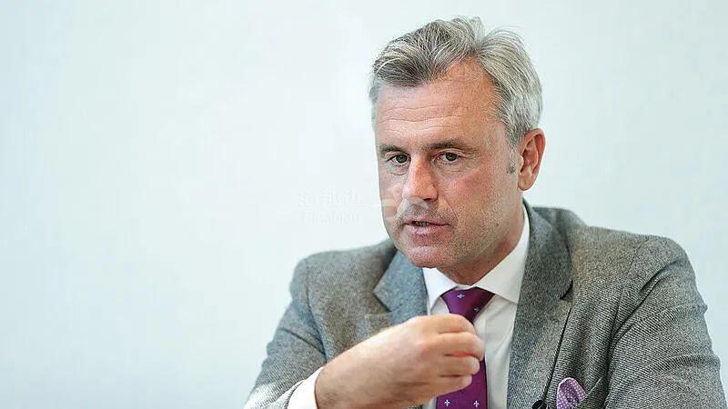 将迎来全国封锁,当前黑绿政府的执政能力引发质疑,卫生部长安叔伯认为