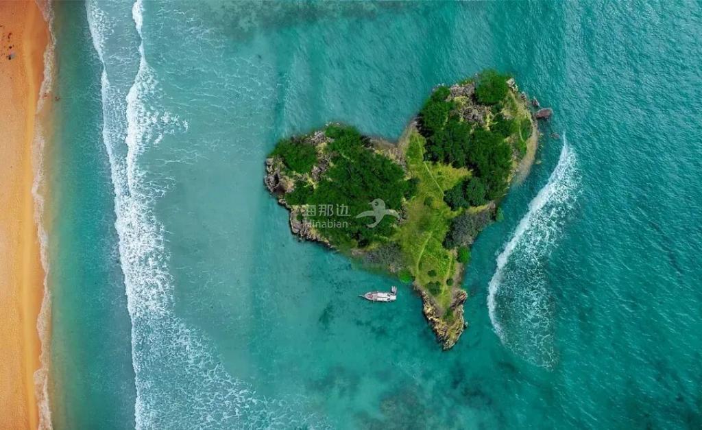 这个从未有过战争的国家，有本科学历就能移民