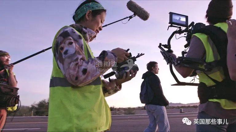 nomadland-04znml-00507-1605285018.jpg ..