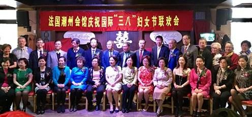 法国《欧洲时报》/张新 摄 ..