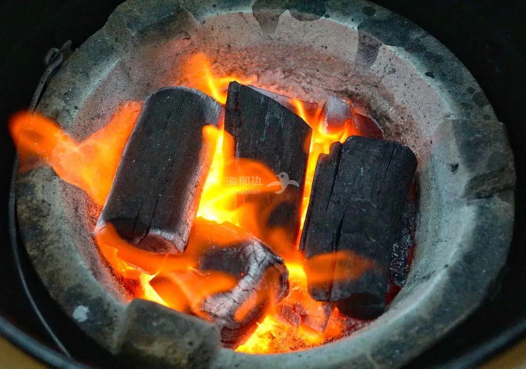 中国留学生公寓内烧炭自杀只留一封遗书托福满分学霸考入名校出国两个